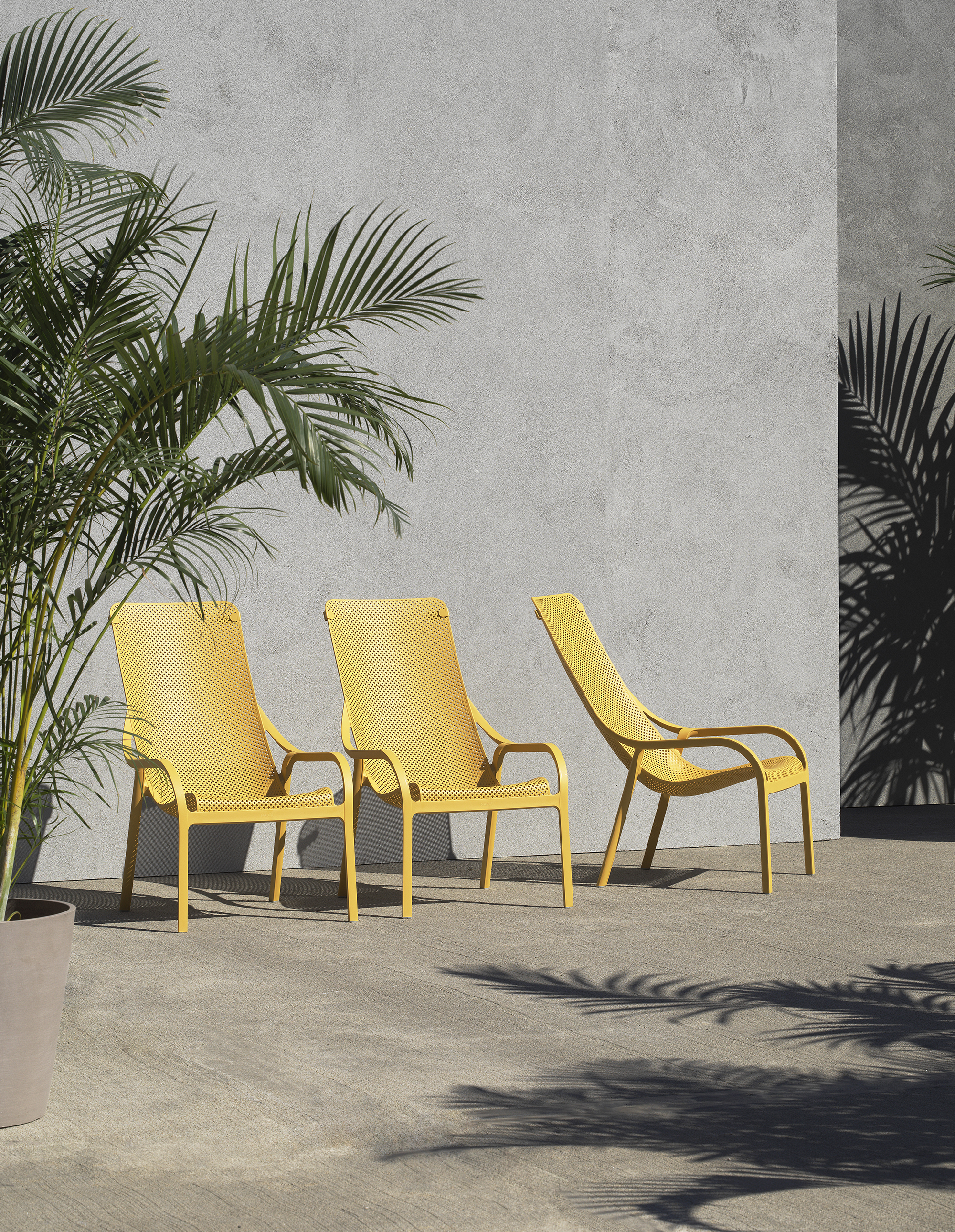 NARDI NET LOUNGE Fehér design Műanyag kültéri szék